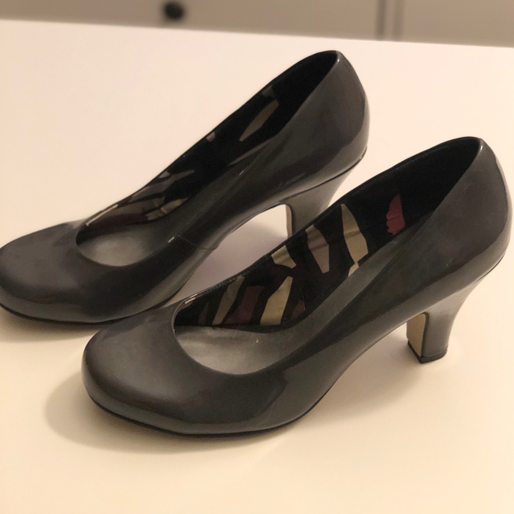 Madden Girl Grey Heel size 7
